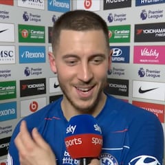 Hazard responde a los cánticos de la afición del West Ham