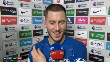 Hazard responde a los cánticos de la afición del West Ham