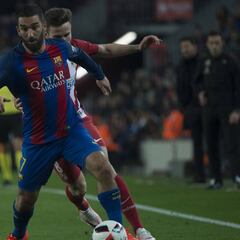 Volante de Barcelona sería el recambio de Özil en Arsenal