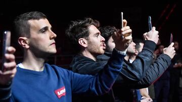 Ibai Gómez graba en el boxeo.