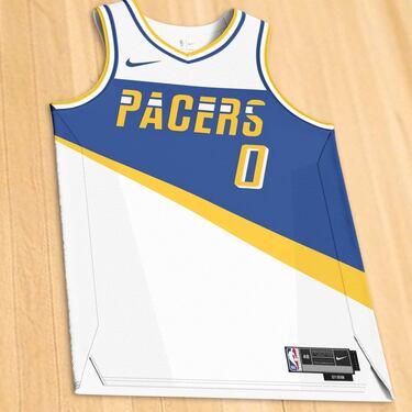 El uniforme City Edition de los Indiana Pacers para la temporada 2025/26 es blanco con detalles en azul y amarillo, inspirado en el diseño de finales de los 80. Lleva el nombre 'PACERS' en bloque dorado sobre el pecho y una franja diagonal que cruza el torso, evocando el estilo retro de la era Reggie Miller.