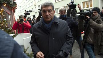 08/12/21 COMIDA DIRECTIVAS BARCELONA BAYERN DE MUNICH CHAMPIONS LEAGUE
JOAN LAPORTA