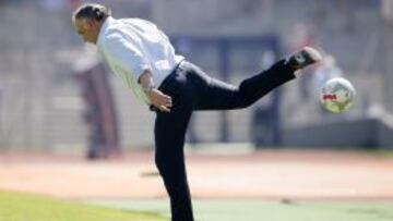 El estratega jugó su partido 200 y ganó 3-2 a Toluca.