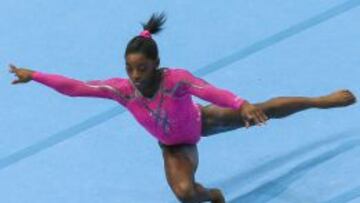 Con sólo 16 años, Simone Biles ya tiene dos oros.