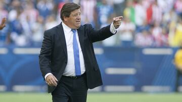 El entrenador de las &Aacute;guilas del Am&eacute;rica, no tuvo problemas en anunciar la alineaci&oacute;n con la que saltar&aacute; ante Quer&eacute;taro el pr&oacute;ximo s&aacute;bado.