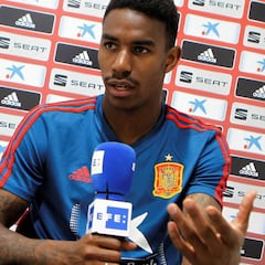 Junior Firpo: "No me tira más el Madrid que el Barça"