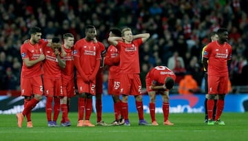 A pesar de que el Liverpool es considerado un histórico en la Premier League de Inglaterra, con sus 18 ligas y cinco Champions en sus vitrinas, desde que la Primera División inglesa adquirió el actual formato de competencia y nombre, los Rojos no han ganado un solo título. La última vez que Liverpool fue campeón de Inglaterra, fue en 1990 y fue en 1992 cuando la competición se comenzó a denominar Premier League.