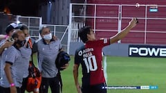 Le pasó a Maradona y ahora a la Pulga Rodríguez: miembros del equipo contrario le piden un selfie