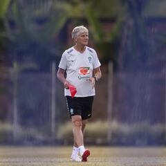 Pia Sundhage: “Si comienzas bien, ganarás confianza”