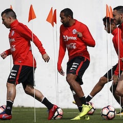 Pinilla: "Jamás hemos pensado quedar fuera del Mundial"