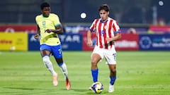 Brasil sobrevive en los penaltis