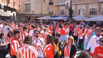 14-09-24. SEGUIDORES DEL SPORTING, EN UNO DE LOS PUNTOS DE ENCUENTRO DE LA AFICIÓN ROJIBLANCA EN SANTANDER.
