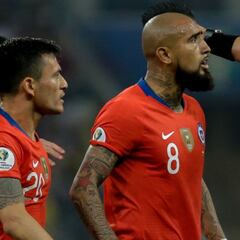 Vidal, Alexis, Bravo... inquietos por situación de Reinaldo Rueda