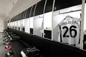 Vestuario de la Juventus antes del partido de la primera ronda de la fase de grupos de la UEFA Champions League 2024/25 entre la Juventus y el PSV Eindhoven en el Juventus Stadium