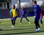 Julián Araujo entrenó con el primer equipo del Barcelona comandado por Xavi