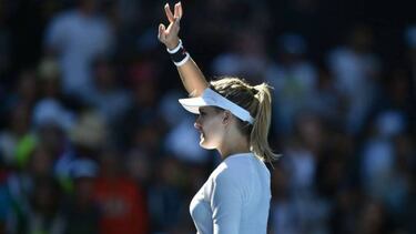 Lucky Super Bowl punter lands unlikely date with Bouchard