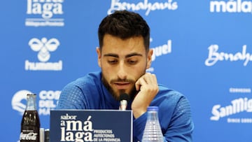 Luis Muñoz durante su rueda de disculpas.