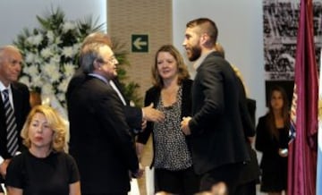 Sergio Ramos con Florentino Pérez.