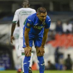 Cruz Azul alarga su mal momento