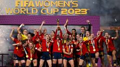 In a fantastic setting and in front of 75,784 spectators in the stands, Spain lifted the World Cup, which represents much more than 90 minutes of play.