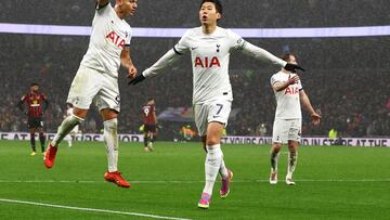 Soccer Football - Premier League - Tottenham Hotspur v AFC Bournemouth - Tottenham Hotspur Stadium, London, Britain - December 31, 2023 Tottenham Hotspur's Son Heung-min celebrates scoring their second goal with Richarlison Action Images via Reuters/Paul Childs NO USE WITH UNAUTHORIZED AUDIO, VIDEO, DATA, FIXTURE LISTS, CLUB/LEAGUE LOGOS OR 'LIVE' SERVICES. ONLINE IN-MATCH USE LIMITED TO 45 IMAGES, NO VIDEO EMULATION. NO USE IN BETTING, GAMES OR SINGLE CLUB/LEAGUE/PLAYER PUBLICATIONS.     TPX IMAGES OF THE DAY