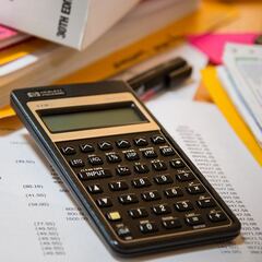 Subsidio por desempleo a mayores de 52 años: ¿tiene pagas extra la ayuda?