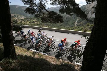 Caleb Ewan se quedó con el triunfo en la tercera fracción de la carrera francesa. Egan Bernal es el mejor colombiano de la general (6) y Alaphilippe sigue líder.