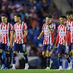 Llegaron como refuezos y se podrían ir de Chivas