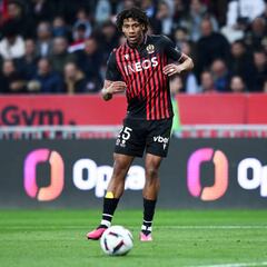 El PSG se interesa en Todibo