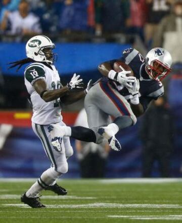 Alfonzo Dennard #37y Clyde Gates #19.