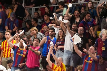 La pañolada en el Palau al concluir el Barça-Unicaja.