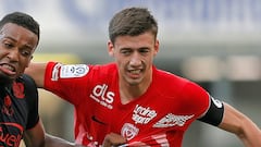 Lenglet signs with Sevilla on four and a half year deal