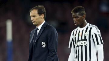 Massimiliano Allegri, junto a Paul Pogba, durante un partido de la Juventus.