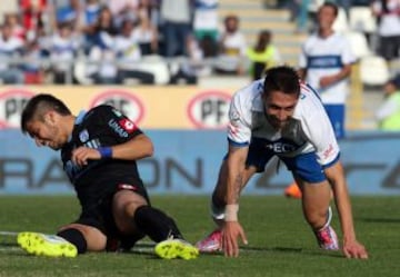 David Llanos anotó los dos primeros de Universidad Católica. José Luis Muñoz marcó el tercero.