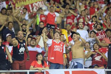 La hinchada de los dos equipos disfrutó el partido desde las tribunas. Más de 19 mil hinchas llegaron al Metropolitano