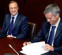 Mourinho firmó su nuevo contrato récord hasta 2014