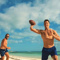 El reencuentro de Tom Brady con Gronkowski y Edelman en la playa