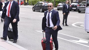 Sampaoli llega a Madrid para viajar a Argentina y ser presentado con la selecci&oacute;n.