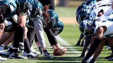 TEMPE, ARIZONA - FEBRUARY 09: Philadelphia Eagles line up in a practice session prior to Super Bowl LVII at Arizona Cardinals Training Center on February 09, 2023 in Tempe, Arizona. The Kansas City Chiefs play the Philadelphia Eagles in Super Bowl LVII on February 12, 2023 at State Farm Stadium. Rob Carr/Getty Images/AFP (Photo by Rob Carr / GETTY IMAGES NORTH AMERICA / Getty Images via AFP)