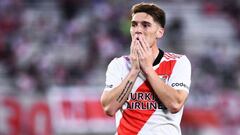 Angileri, en un partido con River Plate