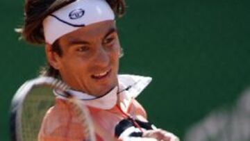 <B>BUEN COMIENZO</B>. Tommy Robredo se impuso cómodamente a Feliciano López en el RCTB.