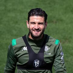 Oficial: Barragán firma por una temporada con el Elche