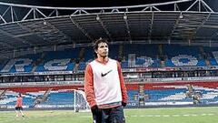 Forlán asusta al Bolton