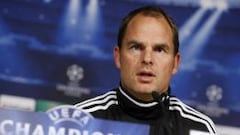 De Boer: “Mou es fantástico y no me corresponde juzgarle”