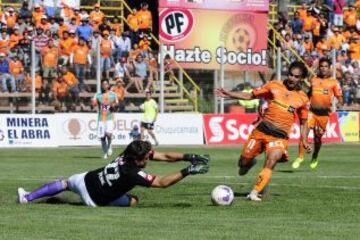 Fecha 7 vs Cobreloa. El clásico del cobre lo jugaron de visita y lograron un trabajado triunfo por 3-1. Peric fue figura.