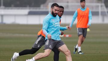 Carvajal vuelve a entrenar