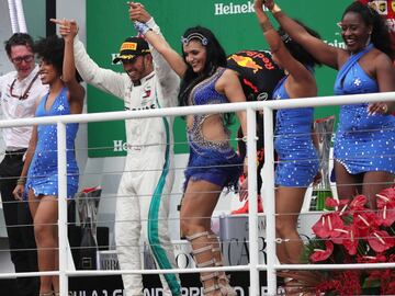 Formula One F1 - Brazilian Grand Prix - Autodromo Jose Carlos Pace, Interlagos, Sao Paulo, Brazil - November 11, 2018  Mercedes&#039; Lewis Hamilton celebrates after winning the race  REUTERS/Ricardo Moraes