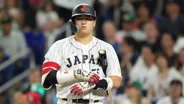 MIAMI, FLORIDA - MARCH 20: Munetaka Murakami #55 of Team Japan at bat against Team Mexico during the second inning during the World Baseball Classic Semifinals at loanDepot park on March 20, 2023 in Miami, Florida.   Eric Espada/Getty Images/AFP (Photo by Eric Espada / GETTY IMAGES NORTH AMERICA / Getty Images via AFP)