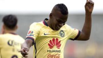 Carlos Darwin Quintero festeja en la victoria del Am&eacute;rica frente a Monarcas Morelia en la Jornada 9 del Calusura 2016.