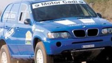 <b>ENTRE LOS DIEZ PRIMEROS. </b>Acabar entre los diez mejores el Dakar 2005 es el objetivo que se han marcado Oriol Serviá y Enrique Palacios.